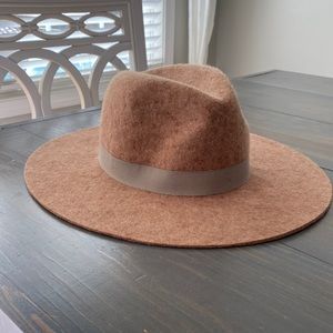 Banana Republic Tan Fedora Small/Medium